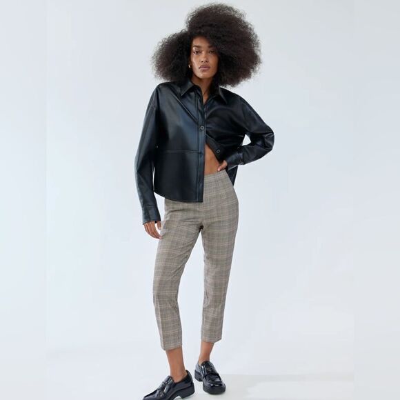Aritzia Babaton Conan Pull On Pant in Lg Glencheck Bl/Wt Sz 6 - Picture 1 of 14